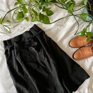 Pleated Front Tie Waist Skirt